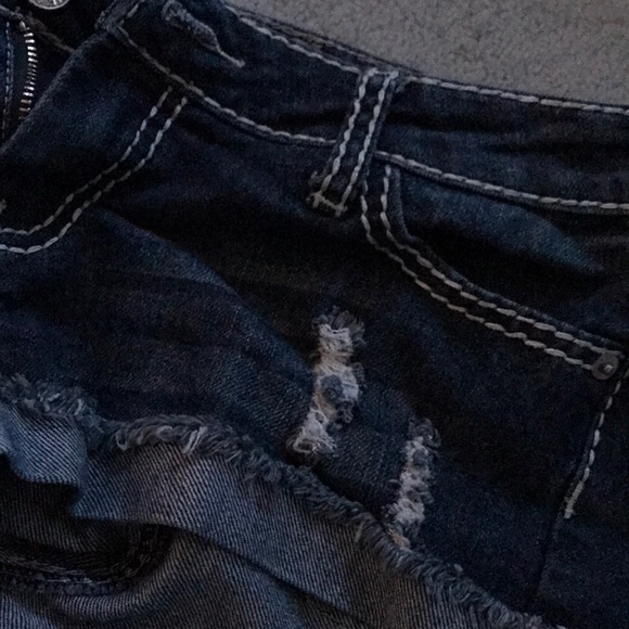 Jeans - Picture 2 of 4